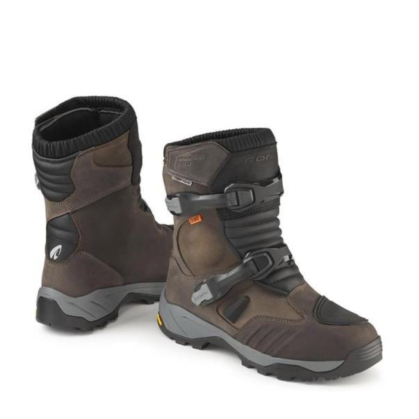 Forma Adventure Low Boots Brown